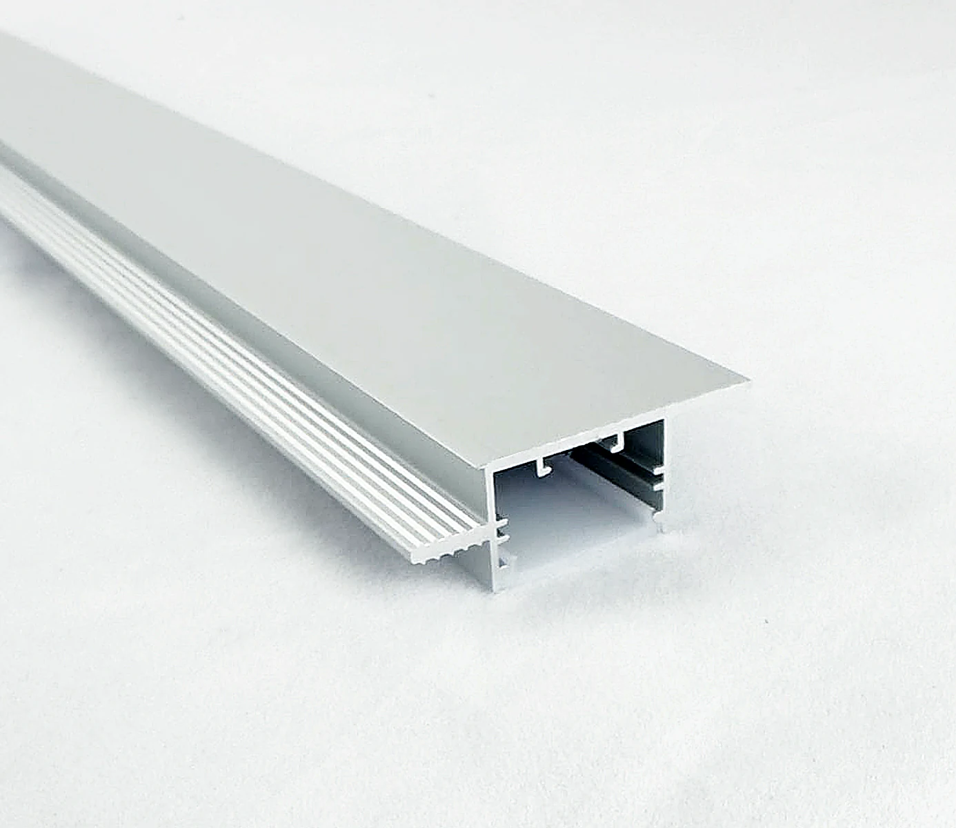 AuroEdge LA3716 Handle-Free LED Aluminum Profile